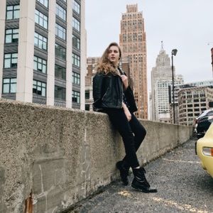 Meet your Posher, Haley